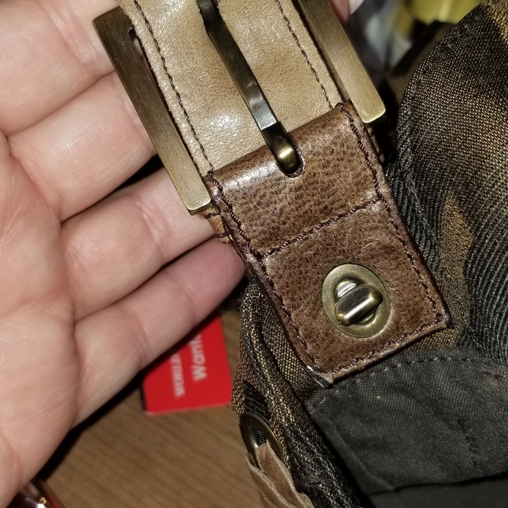 Fendi Zucca XL baguette AUTHENTIC - Picture 11 of 14